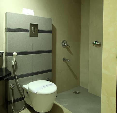 Kochi Hotel Green Dreams מראה חיצוני תמונה